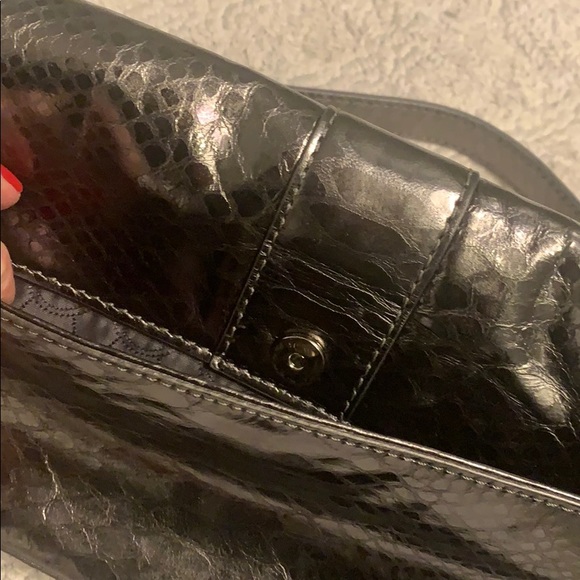 Michael Kors purse - Picture 4 of 5